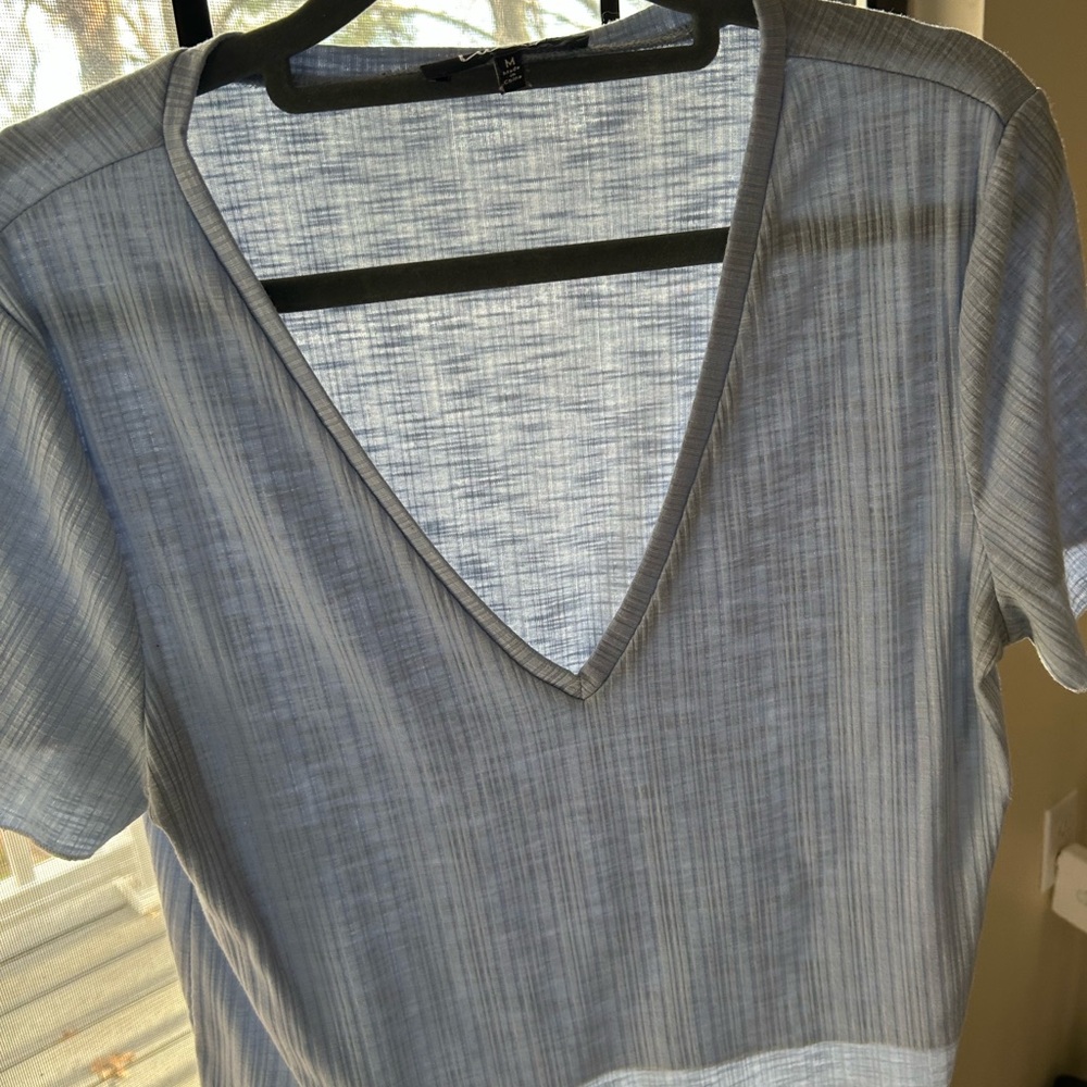 Lulu's Light Blue V-Neck Crop Top